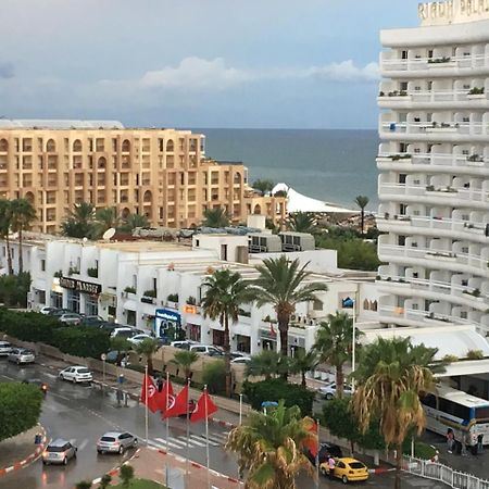 Sousse Corniche Taib Mhiri Roadin Front Of Riadh Palm Hotel Ngoại thất bức ảnh